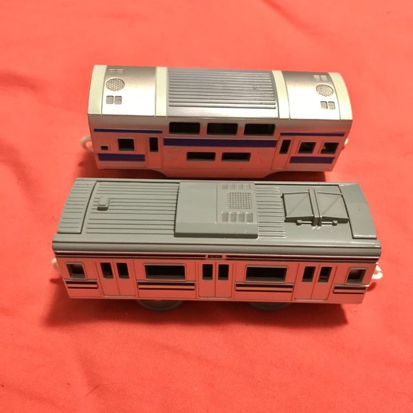 Plarail Commuter Trains - 3 Front Trains and 2 Passenger Trains - Picture 3 of 8